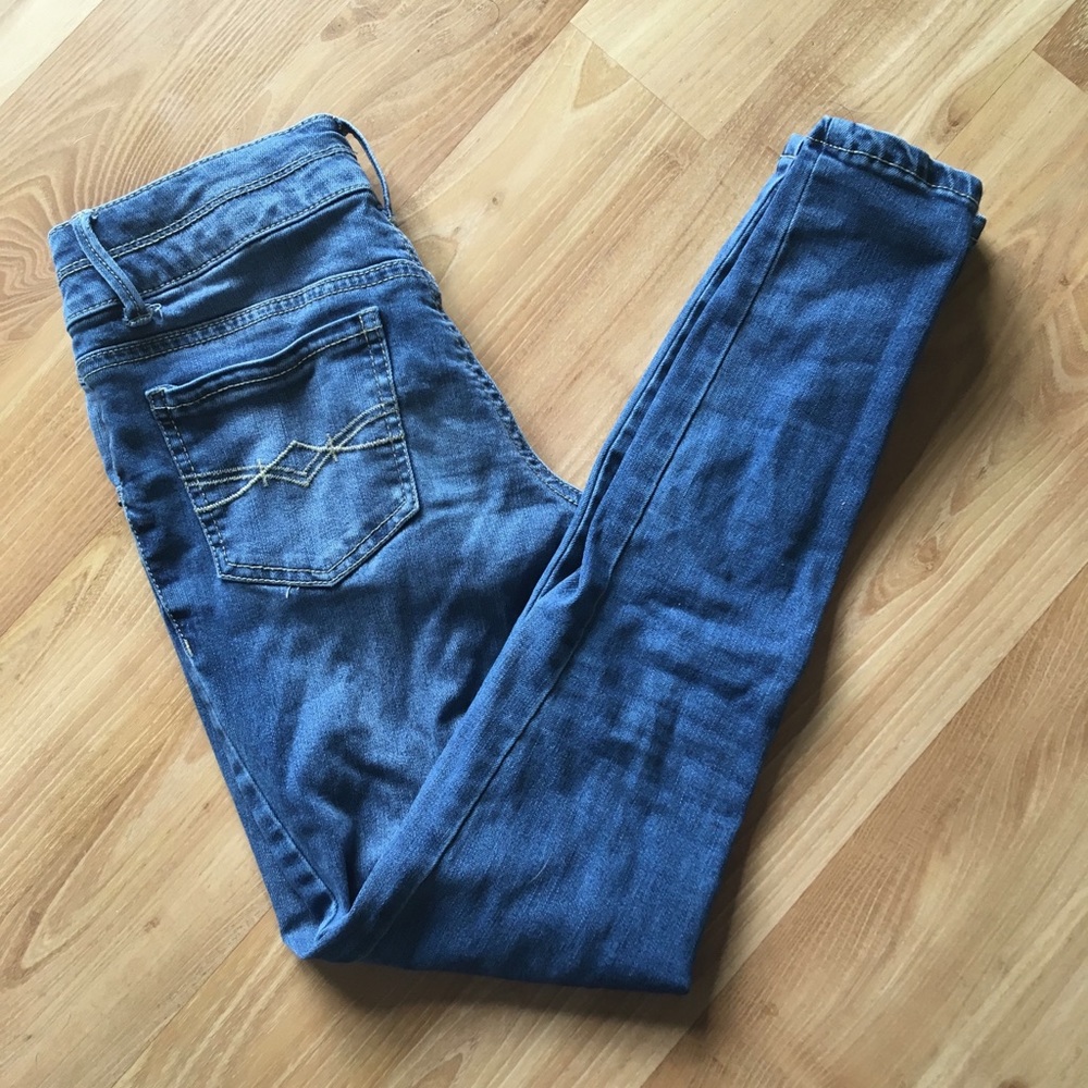 Mudd Mid-Rise Jeans